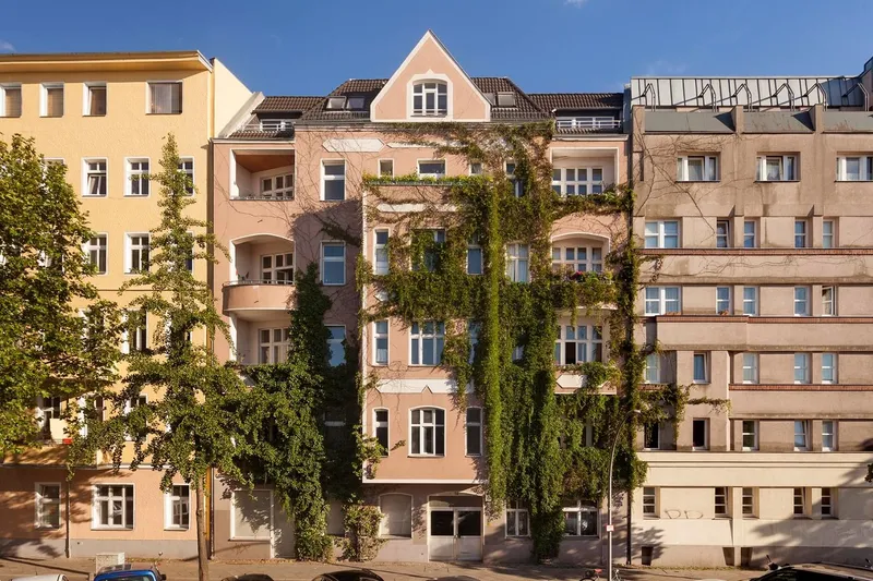 Gemütliche 1-Zimmer-Wohnung mit Balkon im Herzen der Stadt! — photo 1